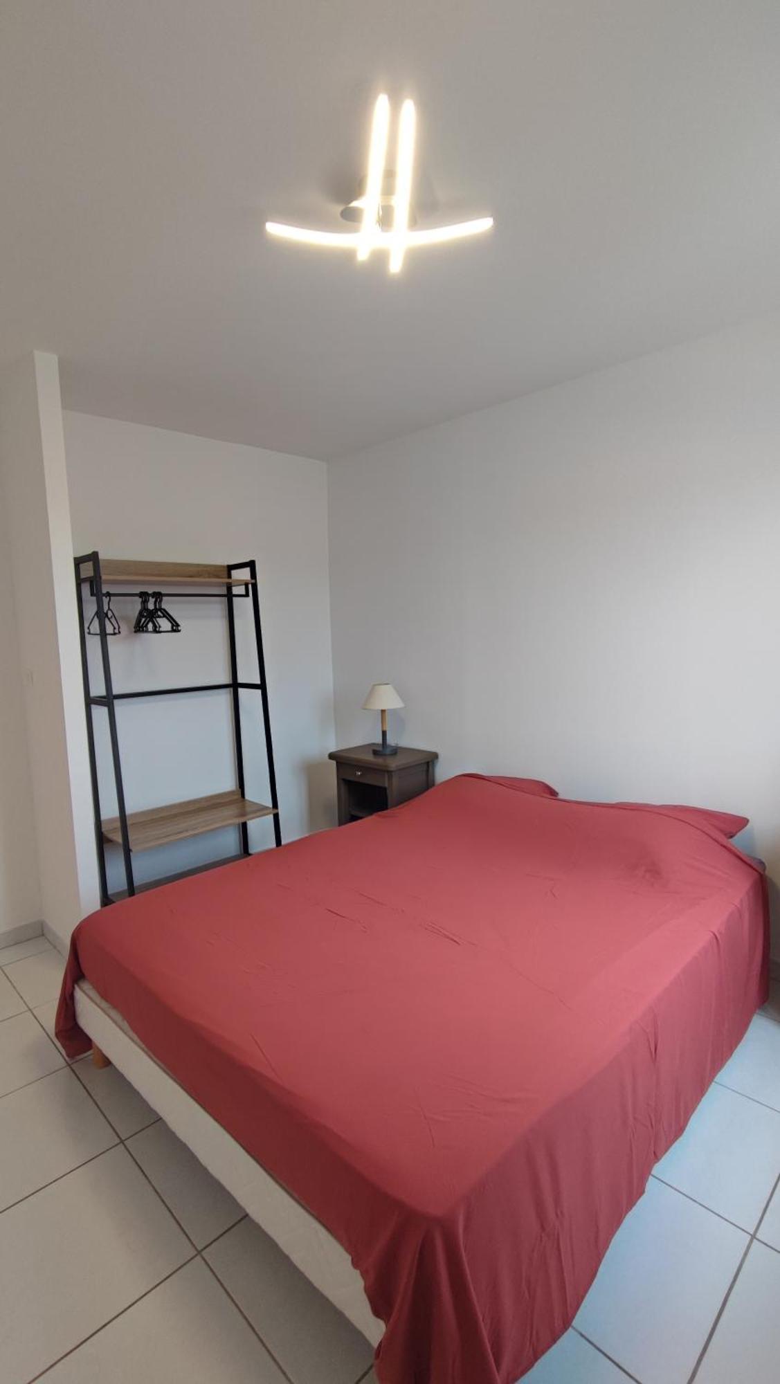 Appartement Cosy Uchaud Bagian luar foto