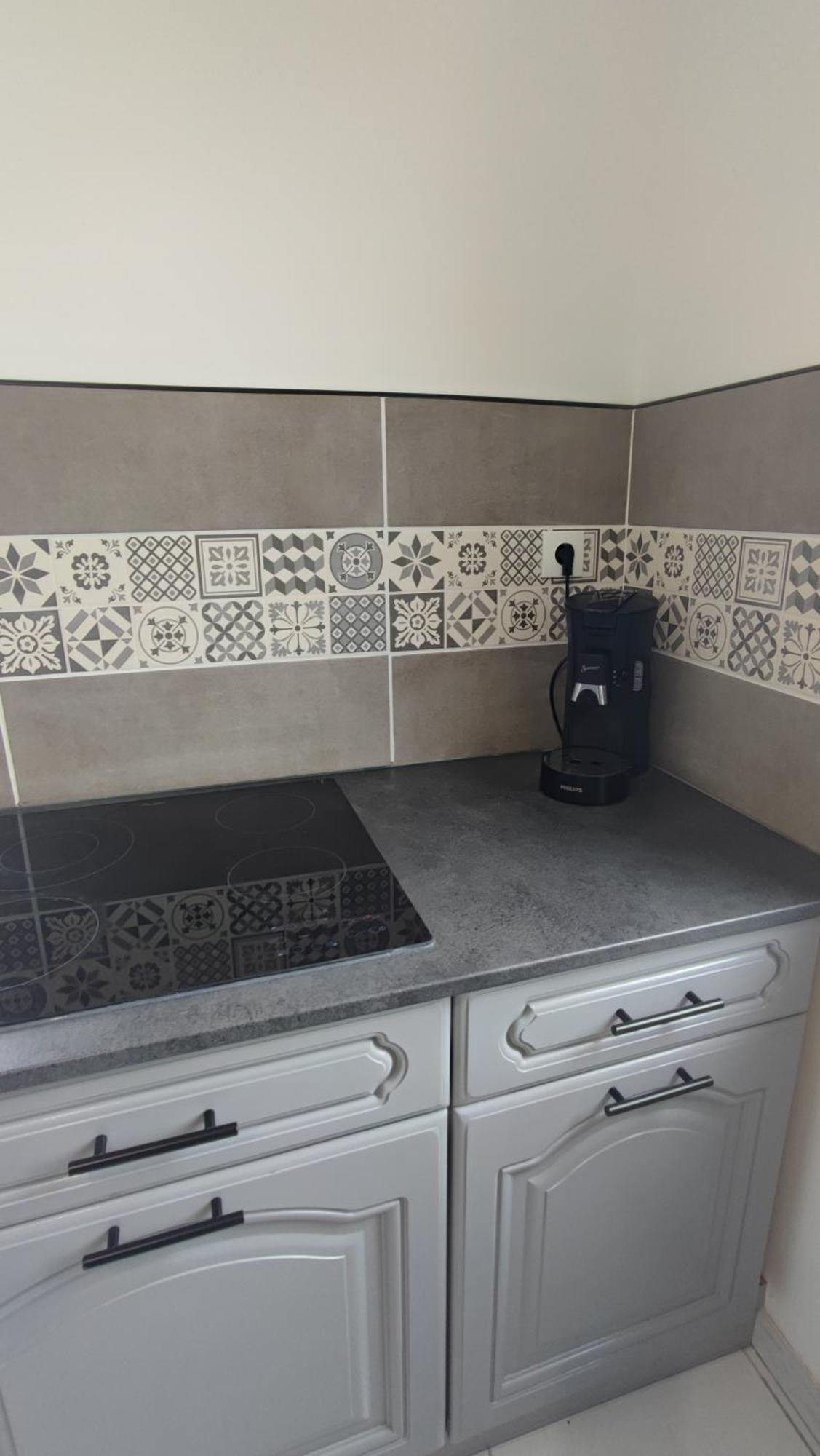 Appartement Cosy Uchaud Bagian luar foto