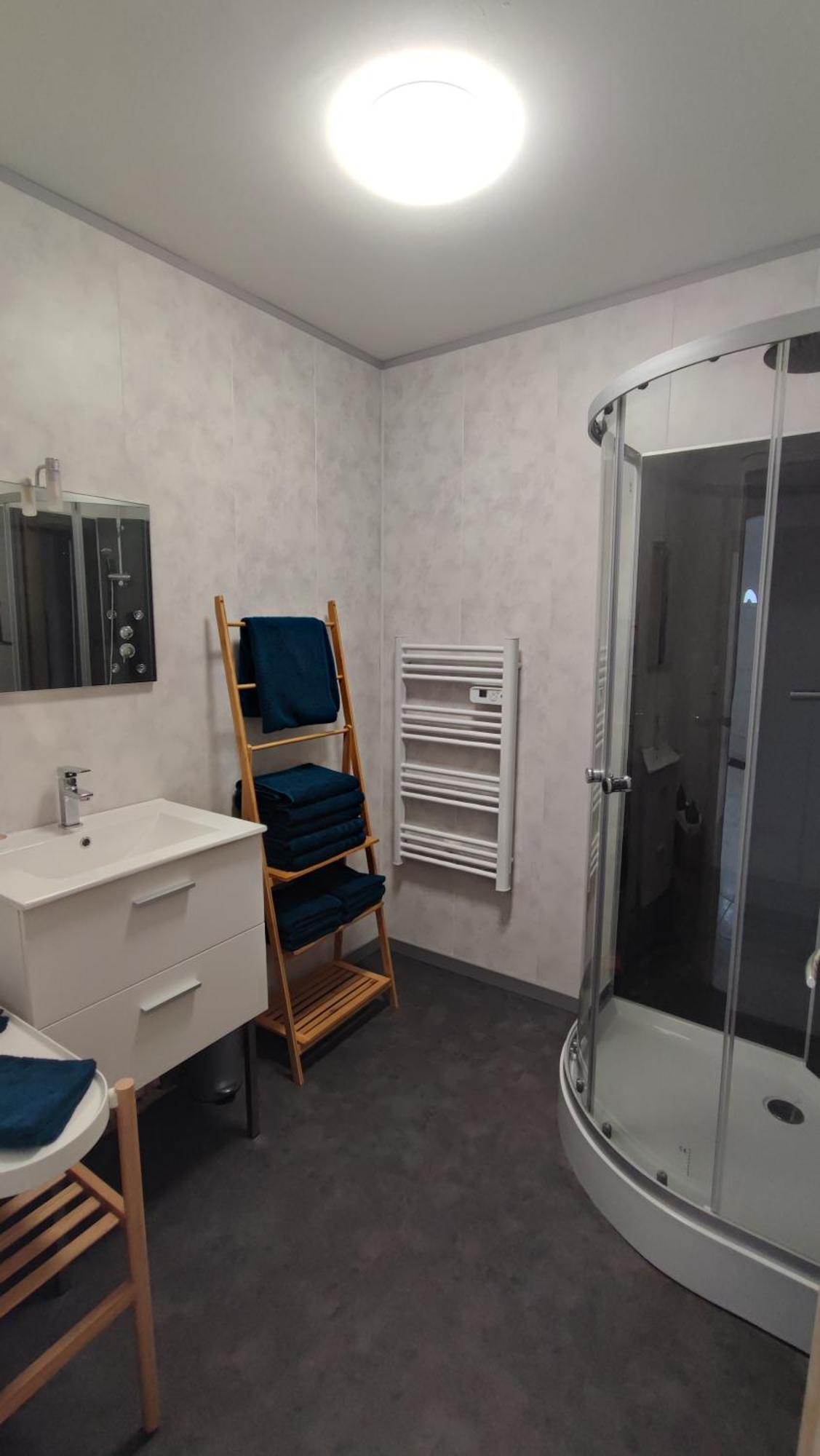 Appartement Cosy Uchaud Bagian luar foto